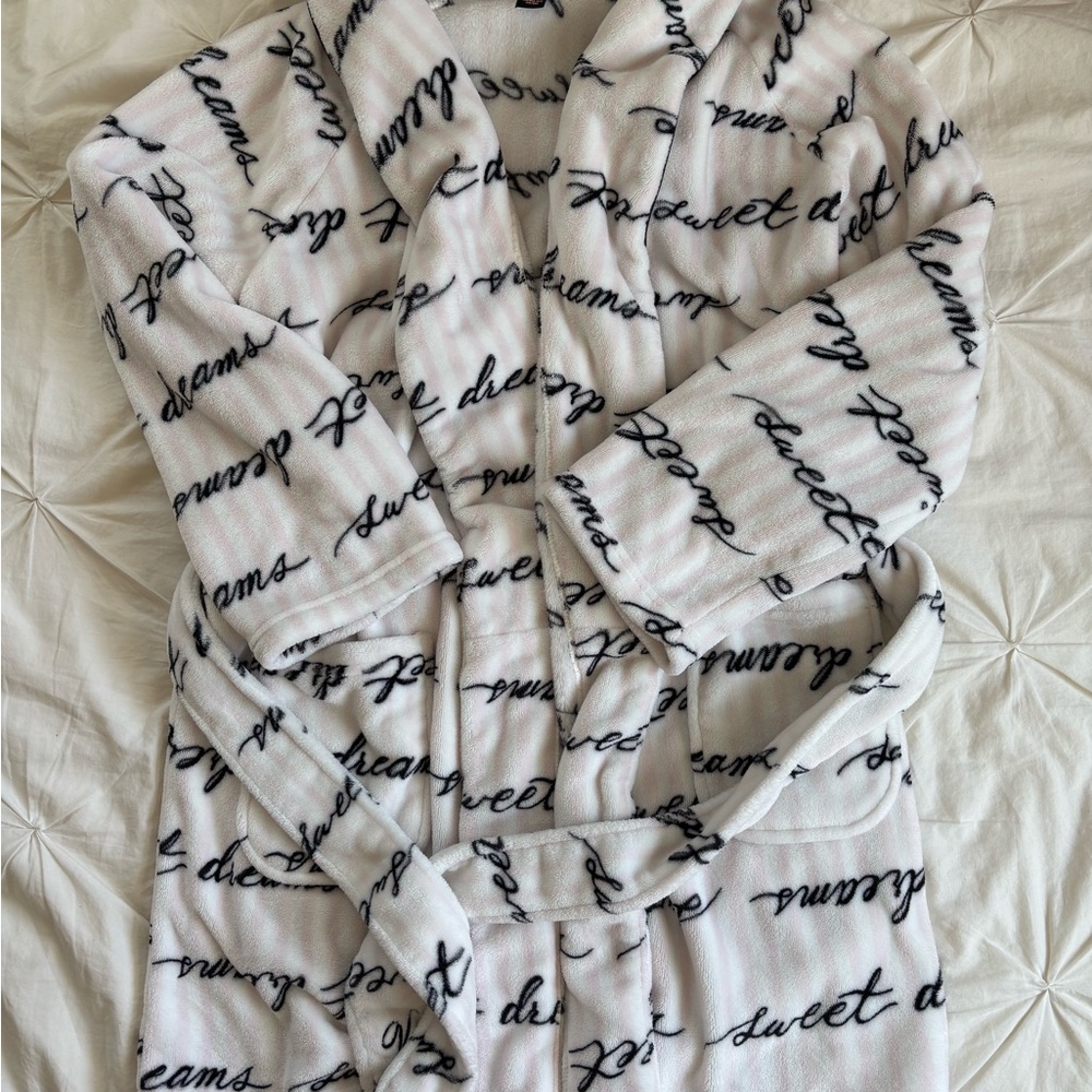 Victoria's Secret Plush White Robe